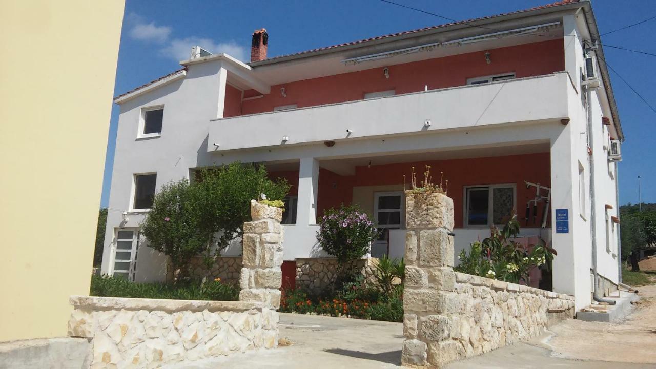 Apartments Vuk 포세다르예 외부 사진